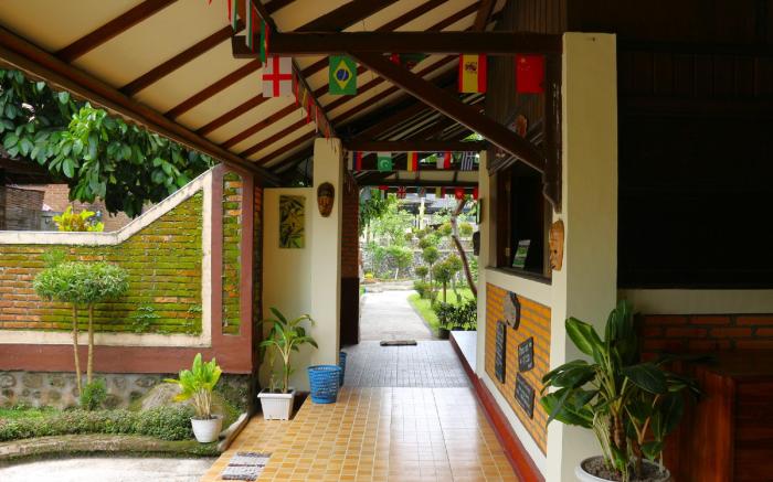 Green orry inn Cafe & Cottages 