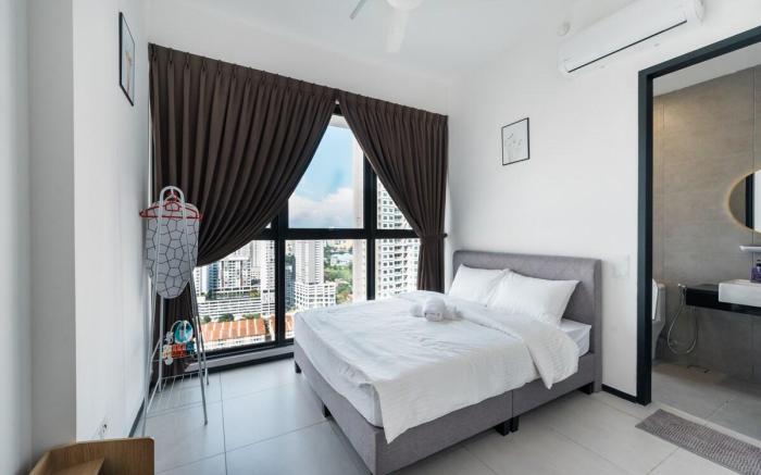Infinity Pool Seaview Urban Suite #2Carparks #2BR