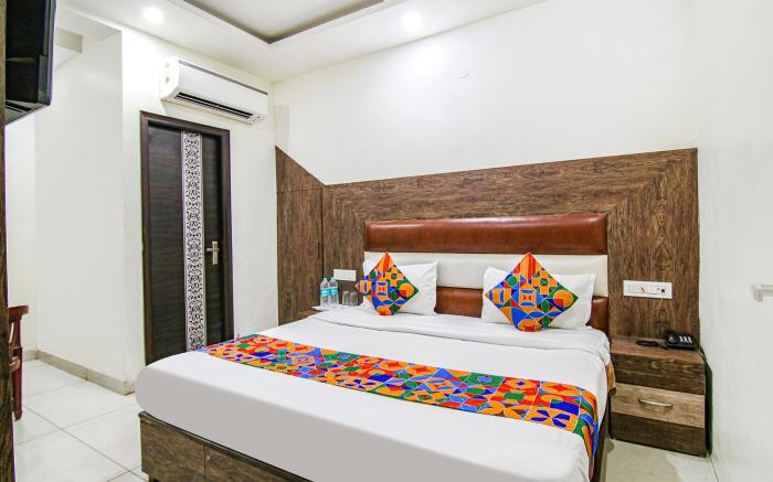 FabHotel La Vista