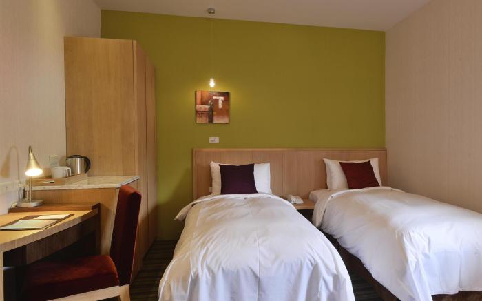 In Young Hotel