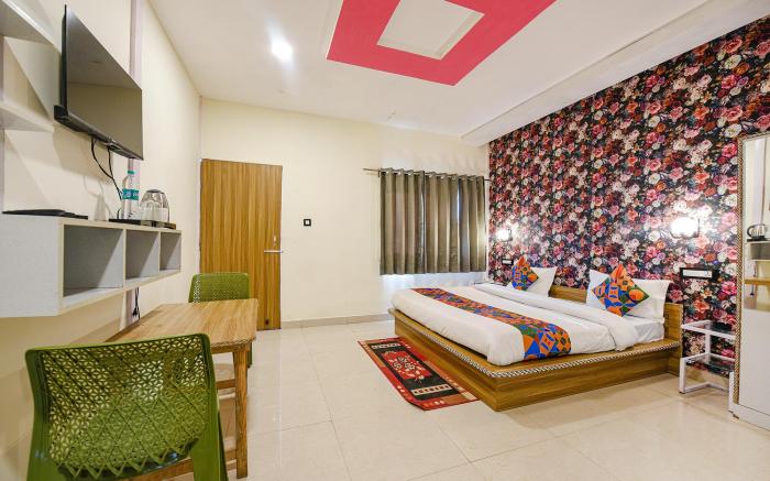FabHotel Sizzling Resort & Adventure - Nr. Main market