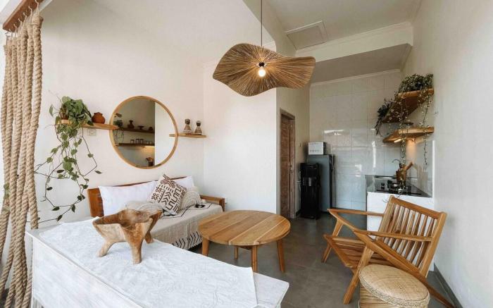 Hidden Gem 2BR Villa Kayoo Canggu