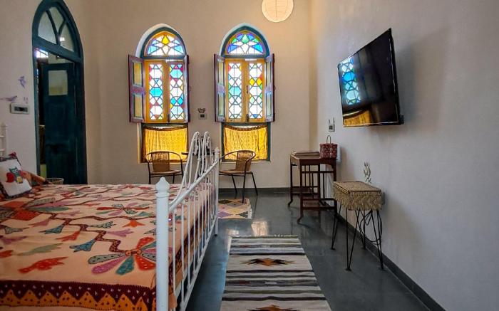 Boutique Homestay W/Art Center in Courtyard House