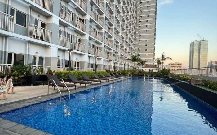 SMDC Coast Walking Distance PICC 2035 by Mrsayla