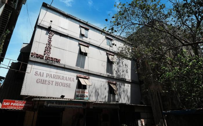 Hotel Sai Parikrama
