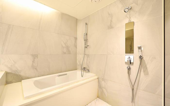 Londoner Hotel Hwamyeong 