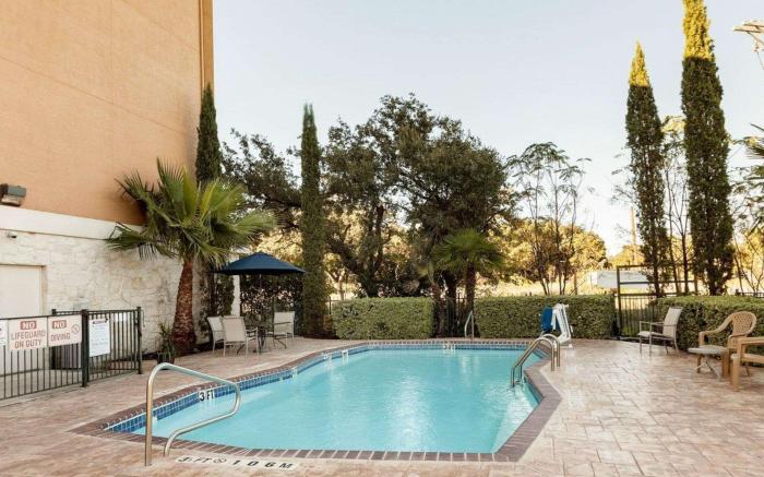 Comfort Inn & Suites Texas Hill Country