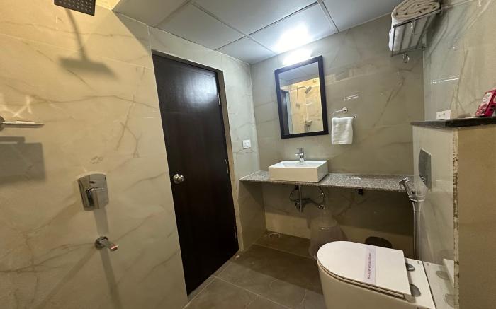 Hotel Landridge - HITECH City Hyderabad