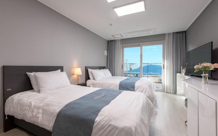 Yeosu Stay and Park