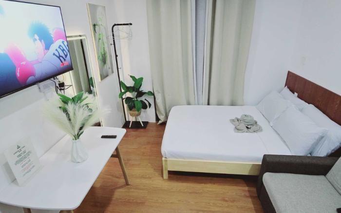 Pines  1B 7 Stay Condotel Near SM & Burnham MEGA3