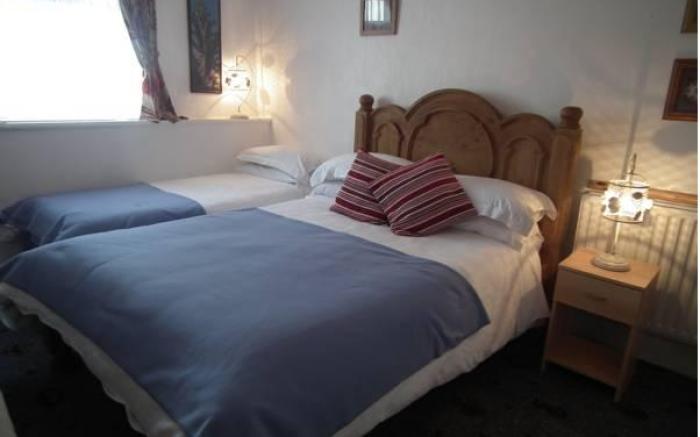 My Adam Hotel