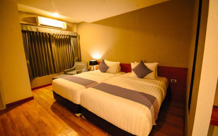 Comet Hotel Surat Thani