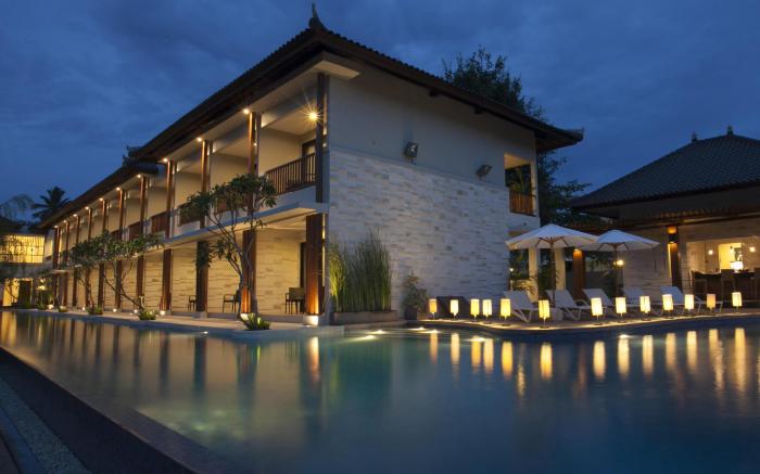 Grand Whiz Hotel Nusa Dua