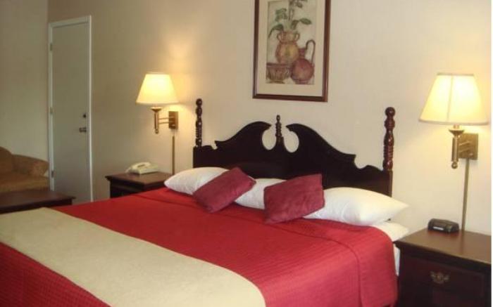 Key West Inn - Roanoke