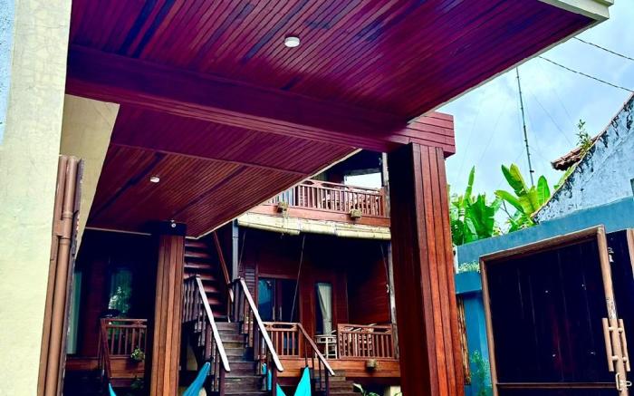 Room 1 pool view @ Tropical Guesthouse Umalas