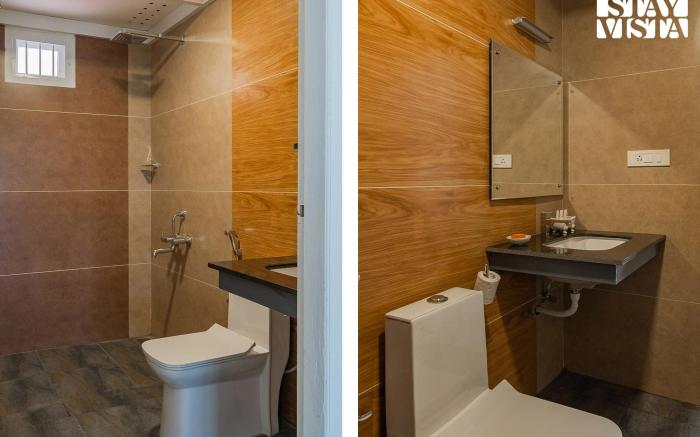 Aqua Vista Riverview by StayVista - Private Pool