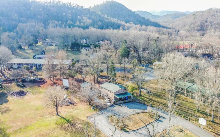 Tremont Lodge & Resort