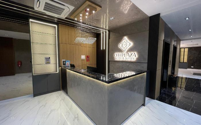 DJ Citi Plaza Hotel & Suites