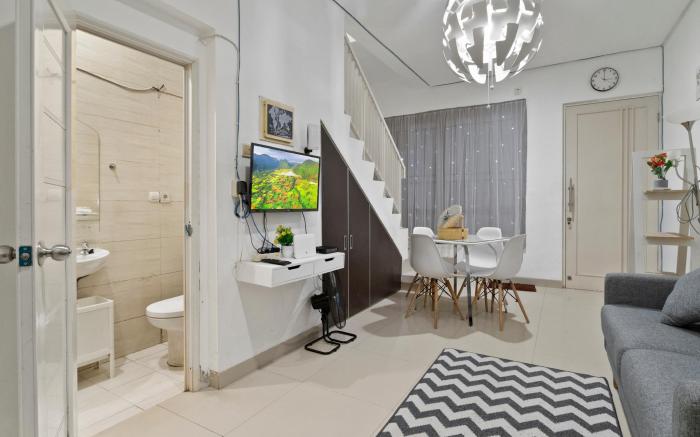 Affordable Cozy Home Away from Home