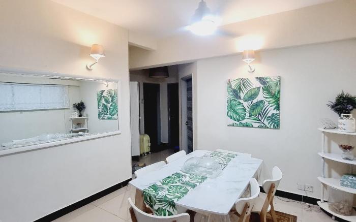 KL Pool View 3BR Condo.Easy Parking.Netflix & WiFi