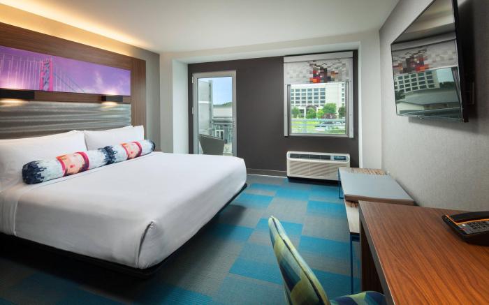 Aloft San Francisco Airport