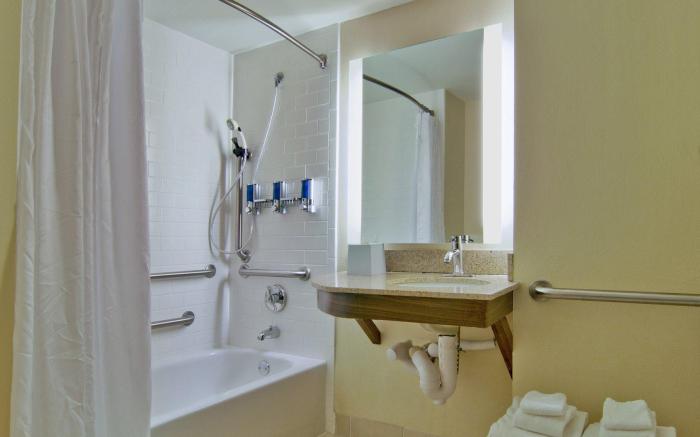 Four Points by Sheraton Nashville Airport