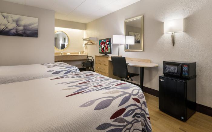 Red Roof Inn Rockford East – Casino District