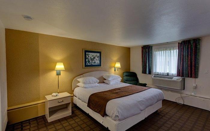 Eastgate Inn