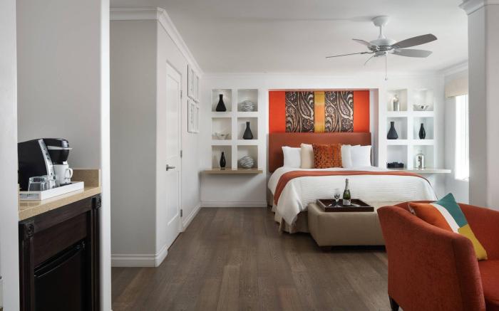 Triada Palm Springs, Autograph Collection