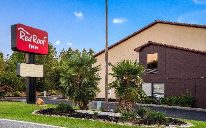 Red Roof Inn Spartanburg – I-26