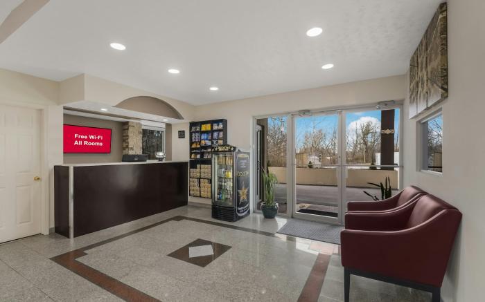 Red Roof Inn Crossville