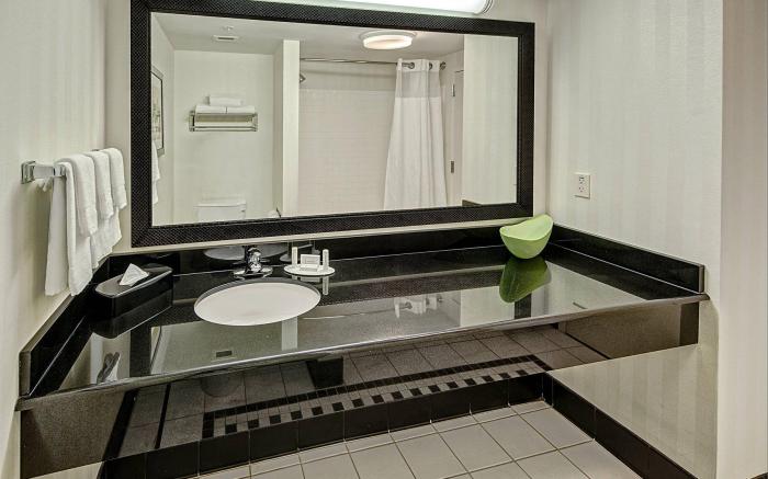 Fairfield Inn & Suites Naples