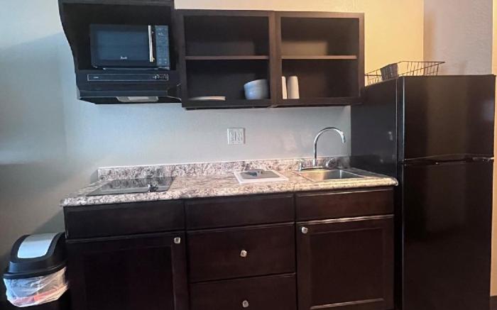 Cobblestone Inn & Suites - Fort Dodge