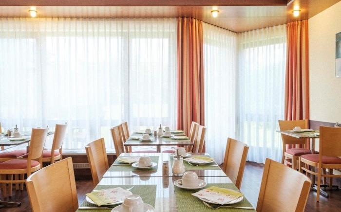 Hotel Flora Mohringen