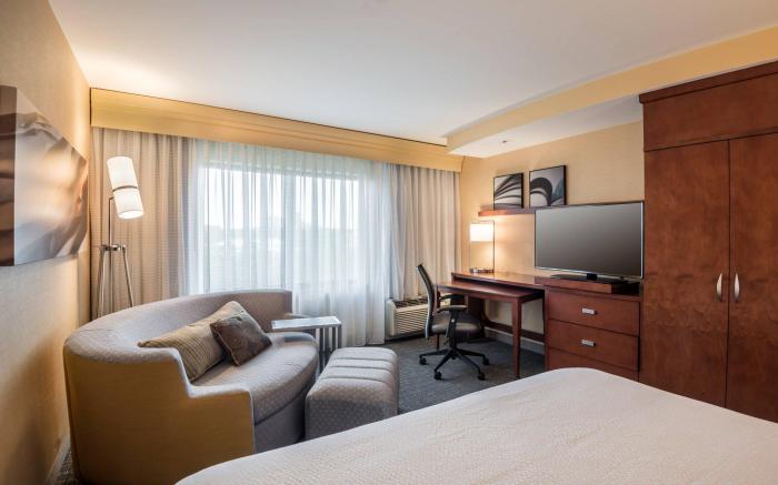 Courtyard by Marriott Waldorf