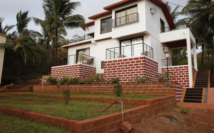 Westbay Resort & Spa