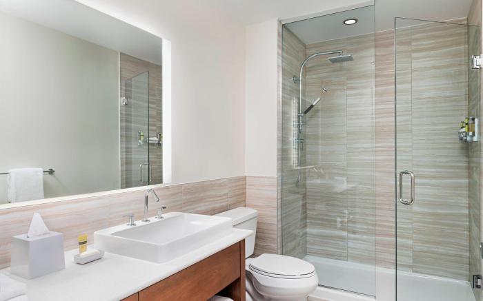 Element Calgary Airport