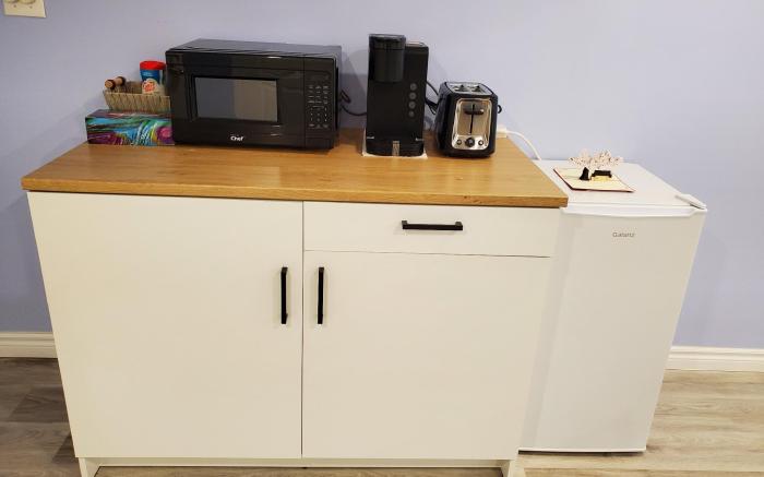 Deluxe King Size Ensuite bed room near the airport