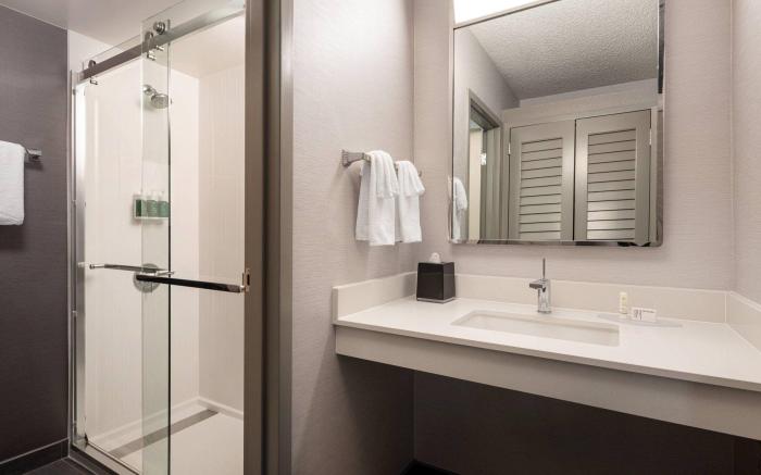 Courtyard by Marriott Seattle Southcenter