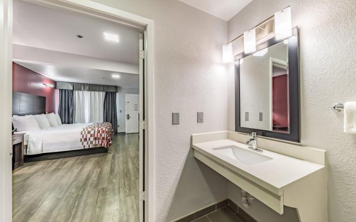 Red Roof Inn Dallas – Mesquite/ Fair Park NE