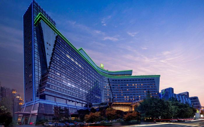 Holiday Inn Chengdu Century City-WestTower By IHG