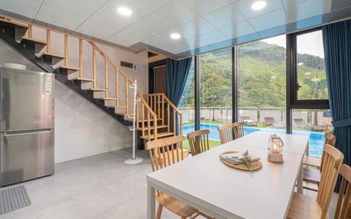 The Sangsang Pool Villa N Glamping