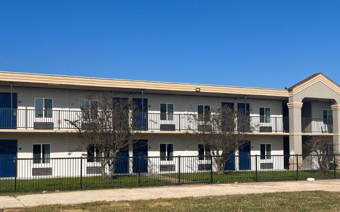 Studio 6  Lake Jackson, TX