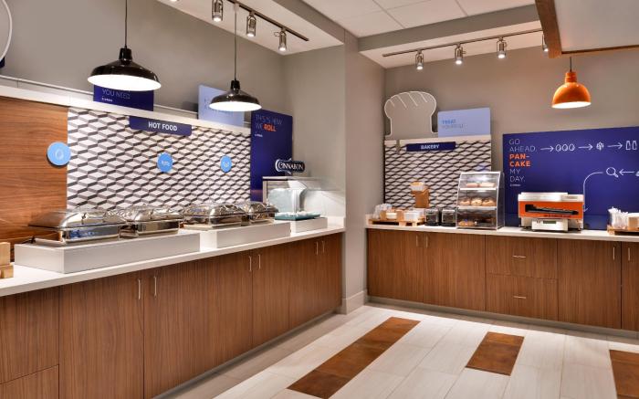 Holiday Inn Express & Suites - Marshalltown By IHG