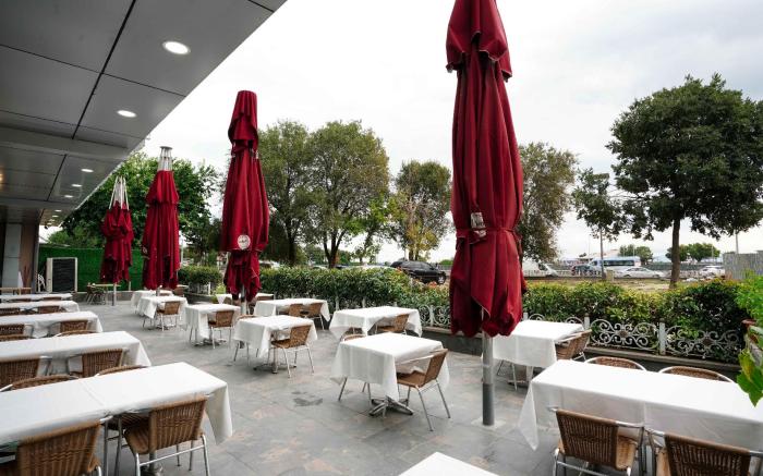 AURA MARINA HOTEL