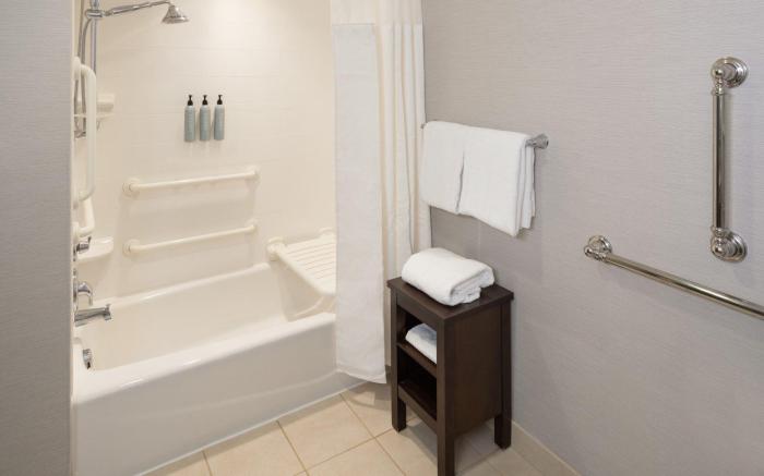 Courtyard by Marriott Glassboro Rowan University