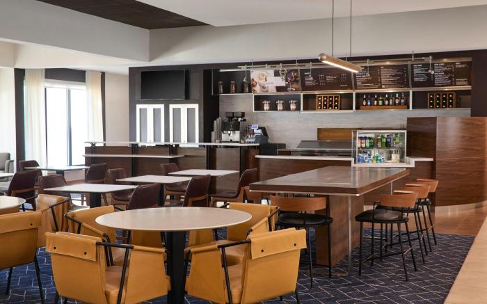 Courtyard St. Louis Creve Coeur