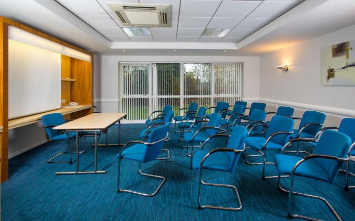 Holiday Inn Express Bedford By IHG