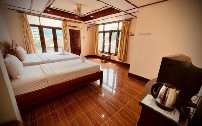 Vang Vieng Walking Street Hotel