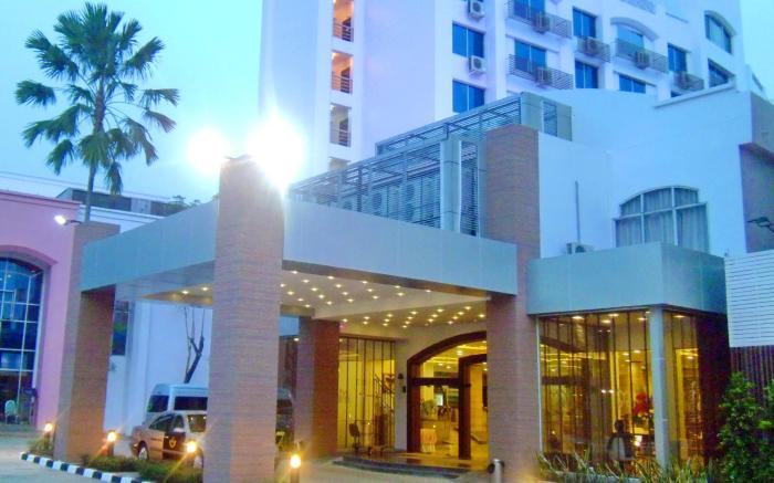 Mayflower Grande Hotel Phitsanulok